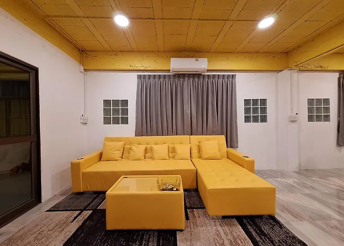 The Yellow House Poolvilla